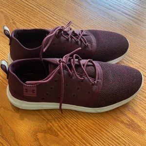 Like new Under Armour size 9